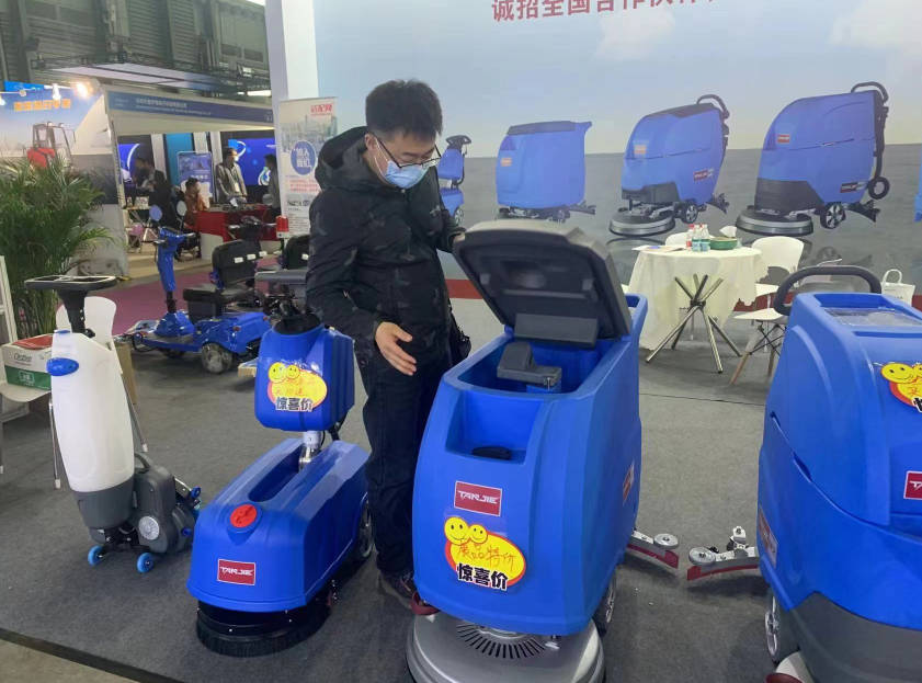 贵阳坦洁洗地机公司致力于电动洗地机的生产、销售和服务百家